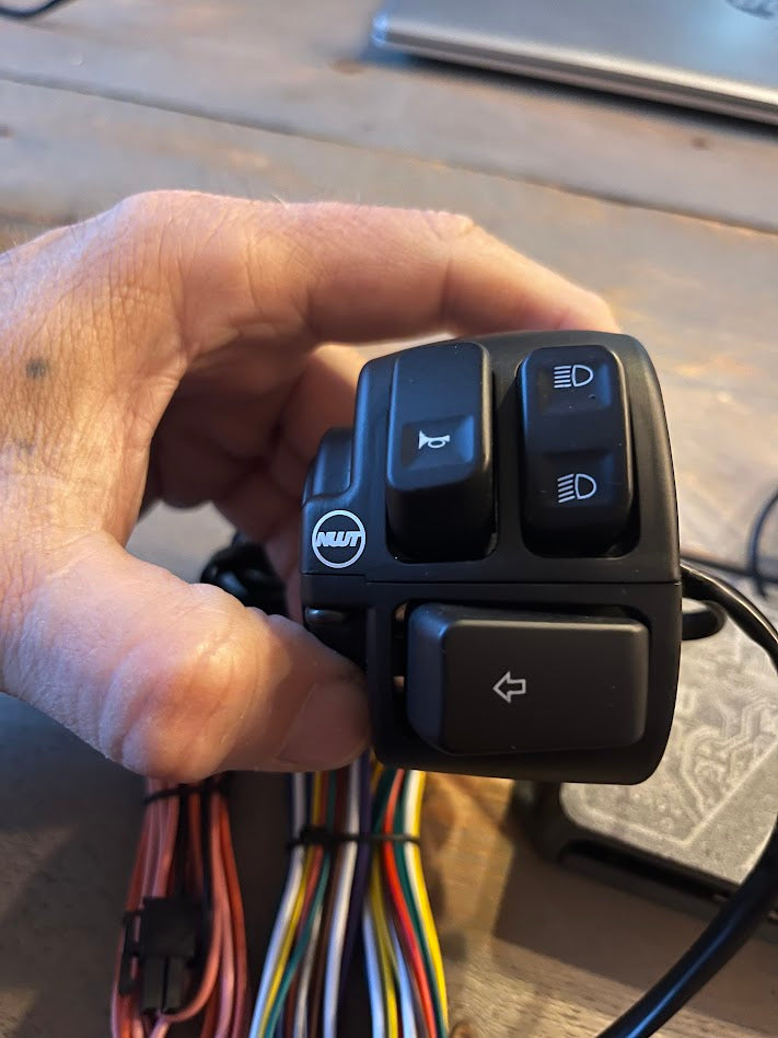 X3.HD included with Harley Davidson switchgear